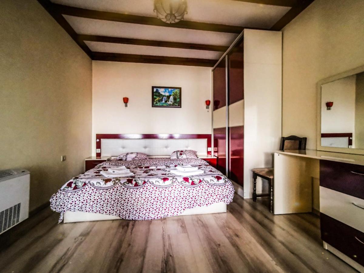 Hotel Alikante Sarnitsa Eksteriør bilde